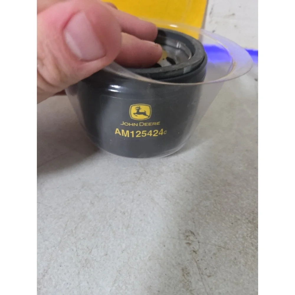 OEM John Deere Oil Filter GY20577 AM125424 Sabre Scotts Tractor Lawn Mower